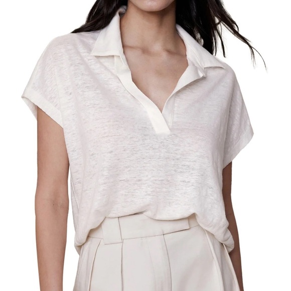 Banana Republic Sweaters - Banana Republic Knit Short-sleeve Tan Sweater